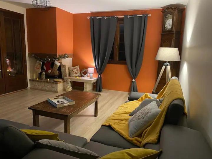 Gite Lavande Avec Piscine Privee Classe 4 Etoiles Lagorce  Εξωτερικό φωτογραφία